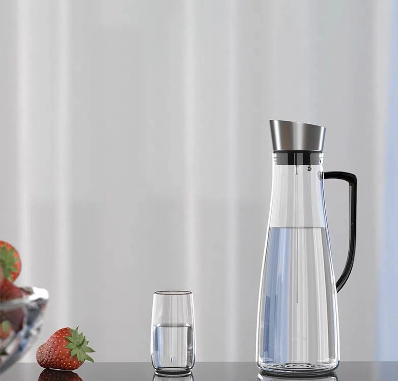 Handmade Borosilicate Glass Water Pitcher Carafe with Black Handle and Stainless Steel Cover